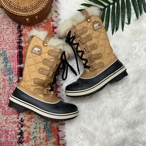 Sorel Neutral Tan Brown Faux Fur Trim Lace Quilted Tofino II Winter Snow Boot 6